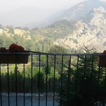 Farmház Agriturismo Giardini Degli Dei Terranova di Pollino